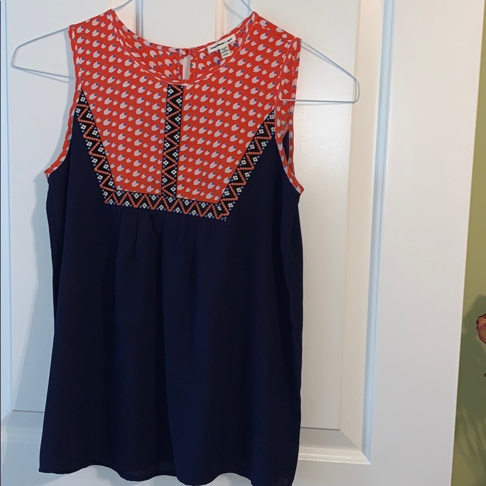 Girls sleeveless top large